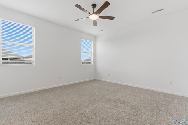 Building Photo - 104 Cavern Ct