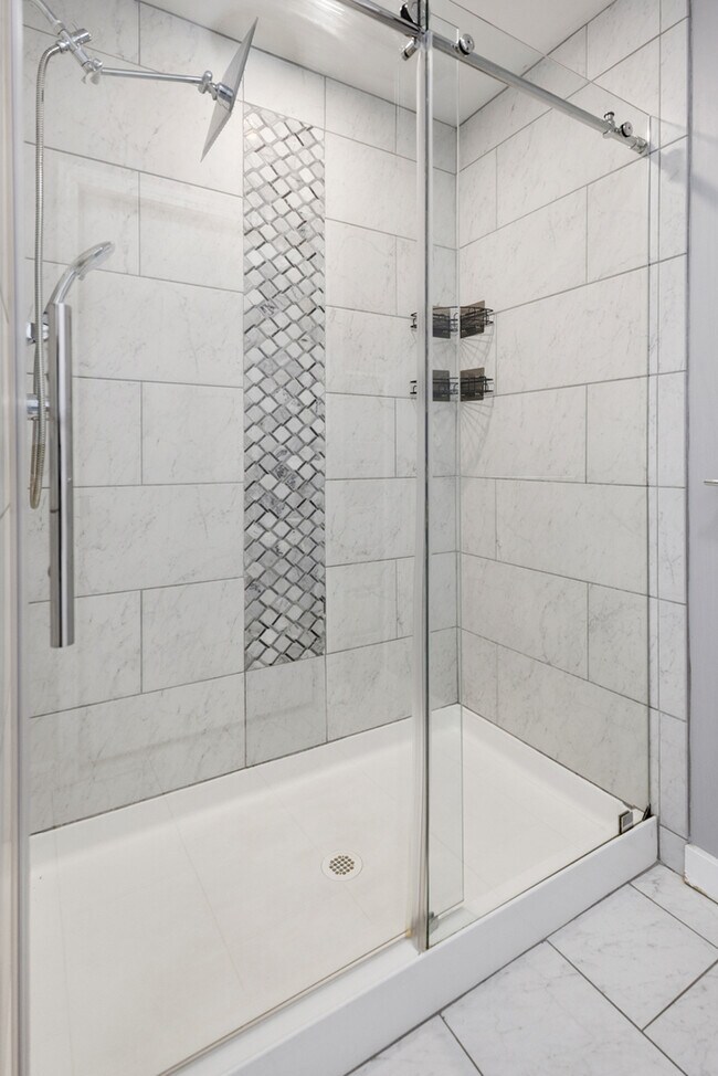 Building Photo - 1720 S Michigan Ave