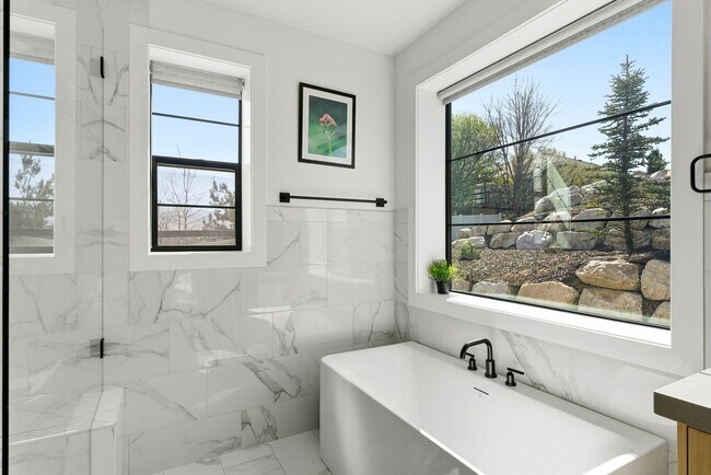 Building Photo - 11716 Meeks Ct