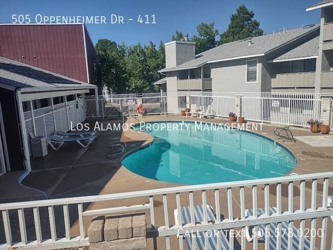 Building Photo - 505 Oppenheimer Dr