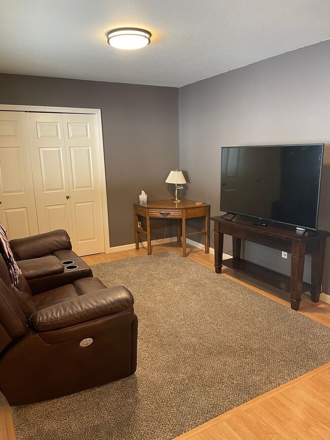 Building Photo - Fully Furnished Winter Rental: Stunning Lakefront Retreat on Little Bitterroot Lake – Marion, Mon...