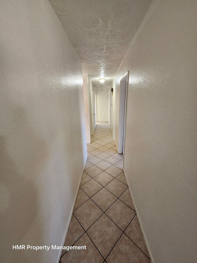 Building Photo - Beautiful House Norco