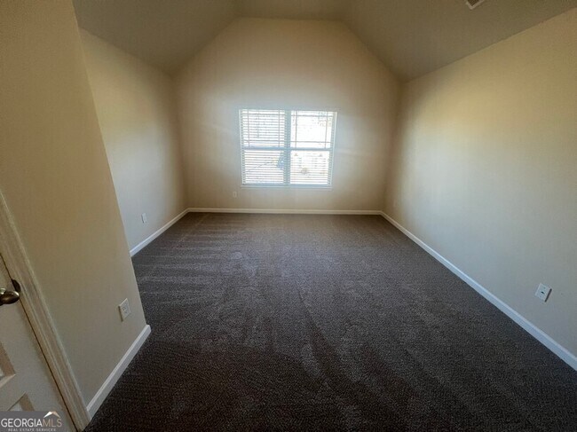 Building Photo - 130 Silver Peak Dr