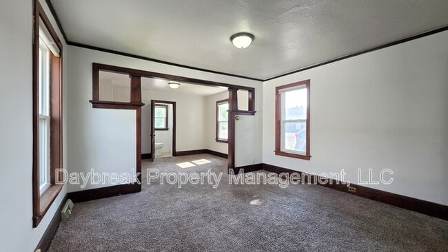 Building Photo - 1312 1/2 3rd Avenue North