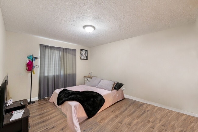 Building Photo - 4711 S Xanadu Cir