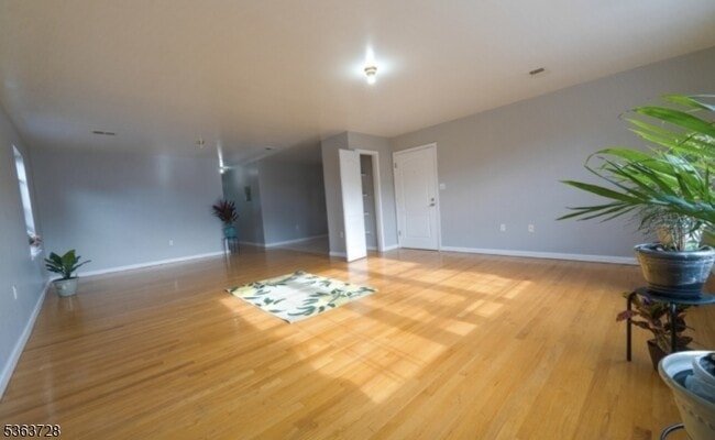 Building Photo - 78 Highland Ave