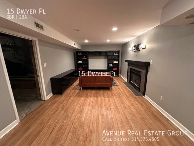 Building Photo - 15 Dwyer Pl