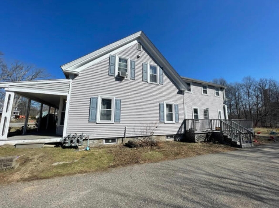 Front and Rear access from deck and yard - 647 N Main St