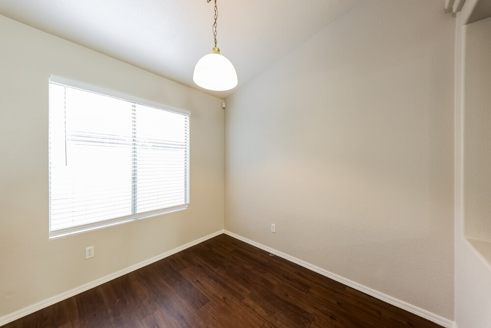 Building Photo - 12738 W Redfield Rd