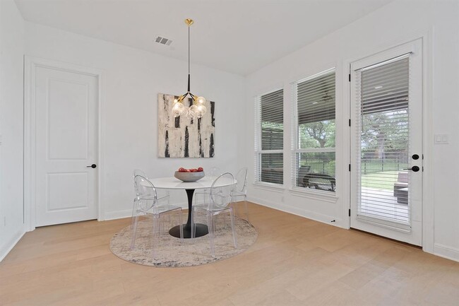 Building Photo - 309 Pear Tree Ln