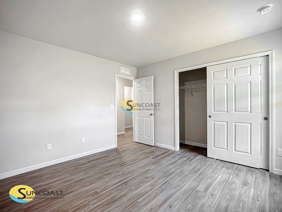 Building Photo - 35 Wellhaven Ln