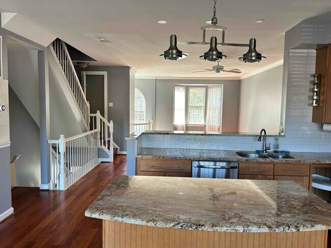 Building Photo - 3449 Diehl Ct