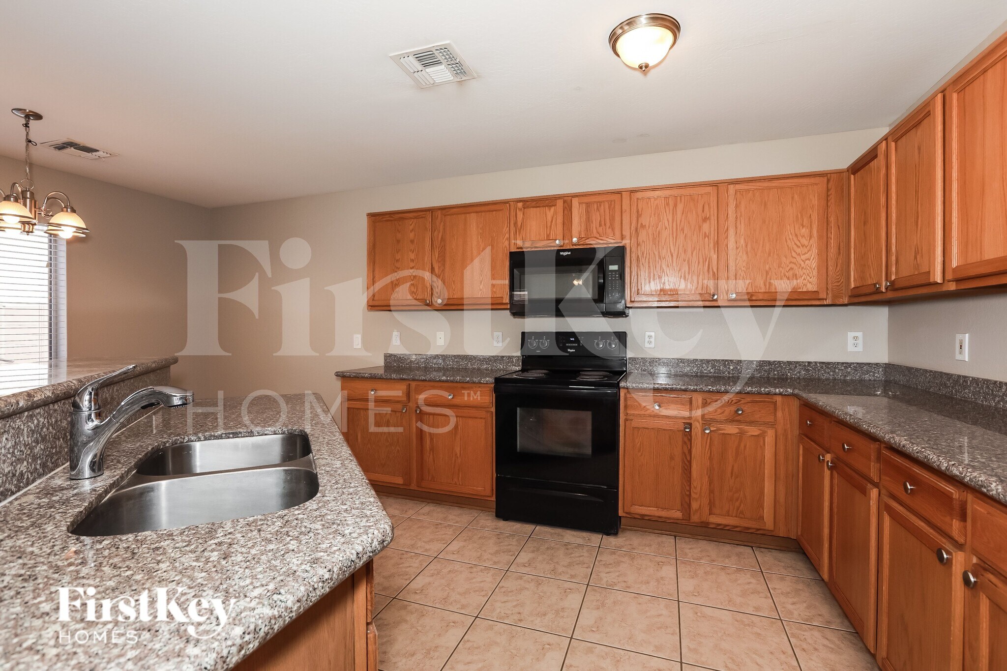 Building Photo - 31351 N Blackfoot Dr