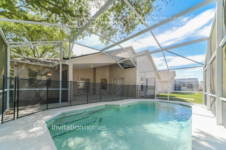 Building Photo - 106 Quiet Oak Ct