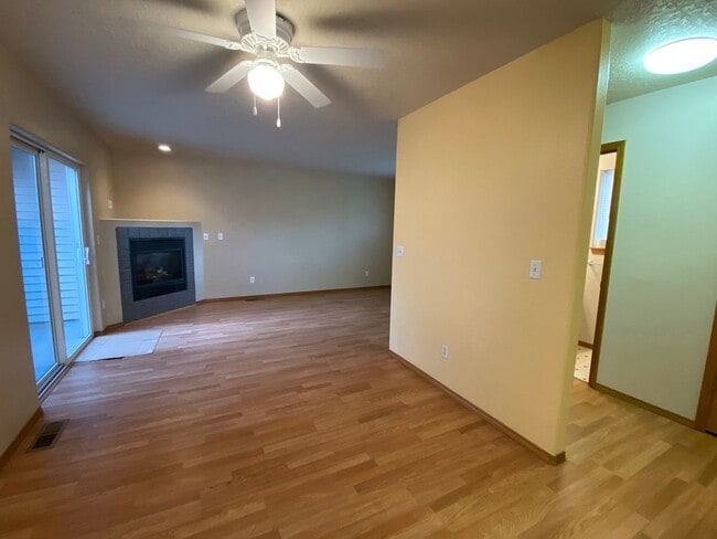 Building Photo - Great Duplex Unit with Attached Garage, Covered Patio, and Two Primary Suites
