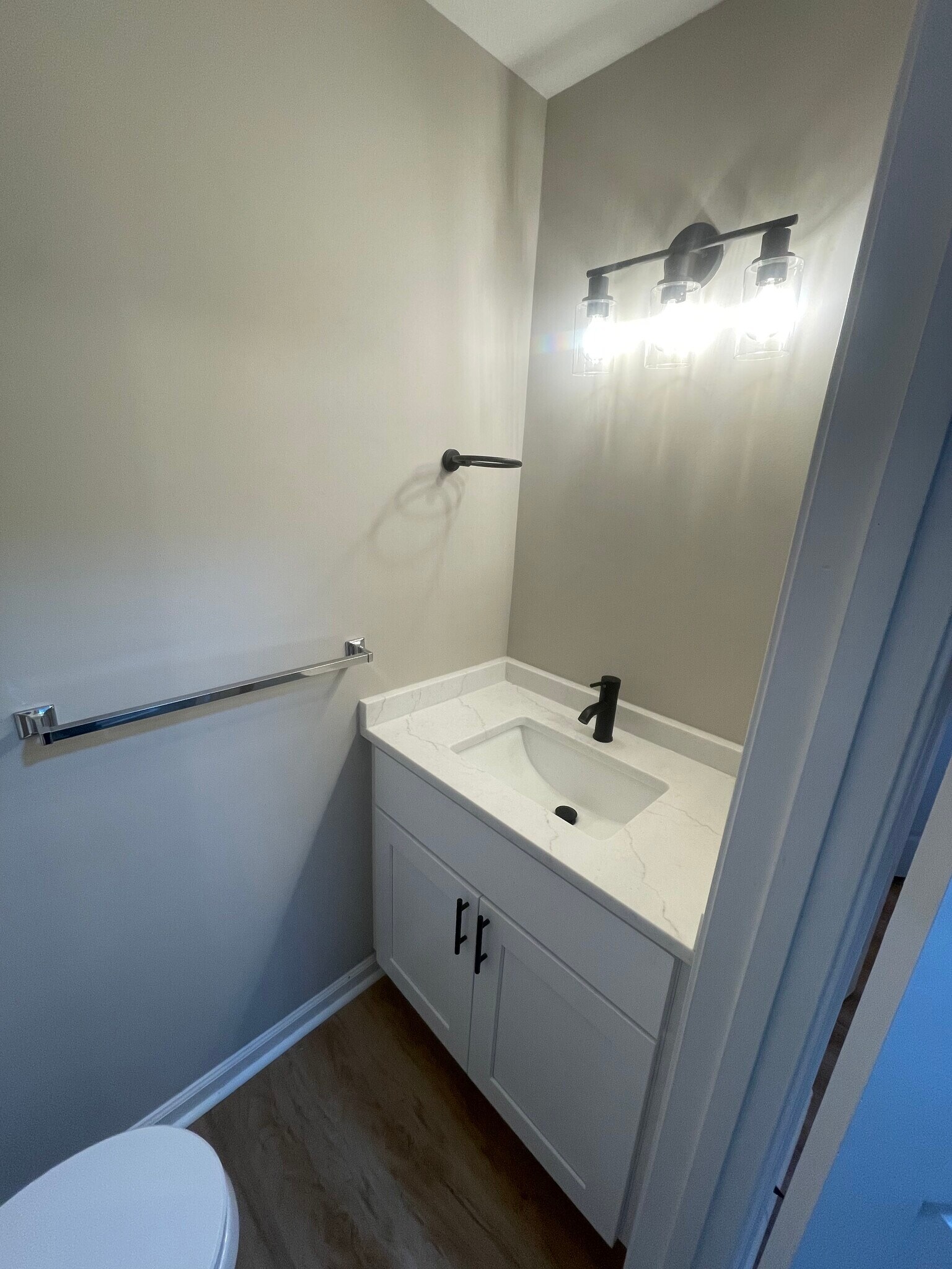 Building Photo - 254 Loch Cir