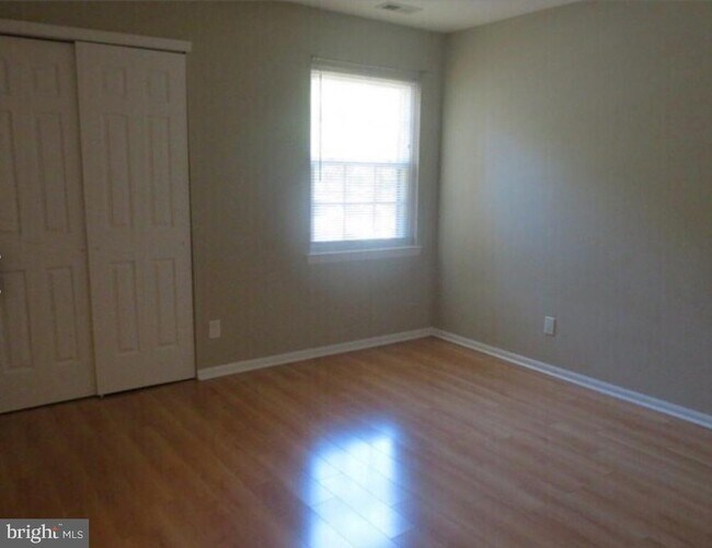 Building Photo - 526 Willow Turn