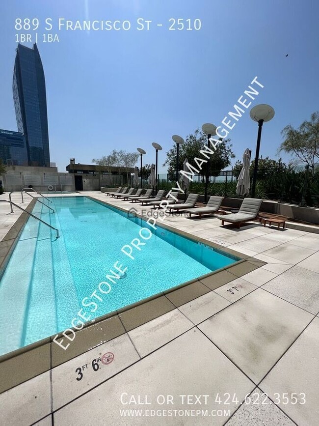 Building Photo - 889 Francisco St