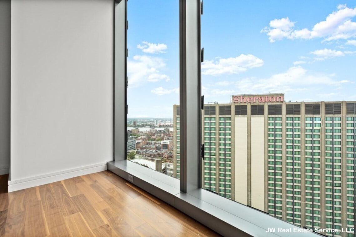 Building Photo - 1 Dalton St