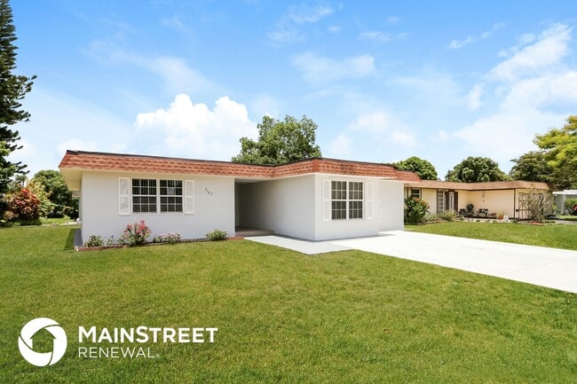 Building Photo - 7107 NW 66th St