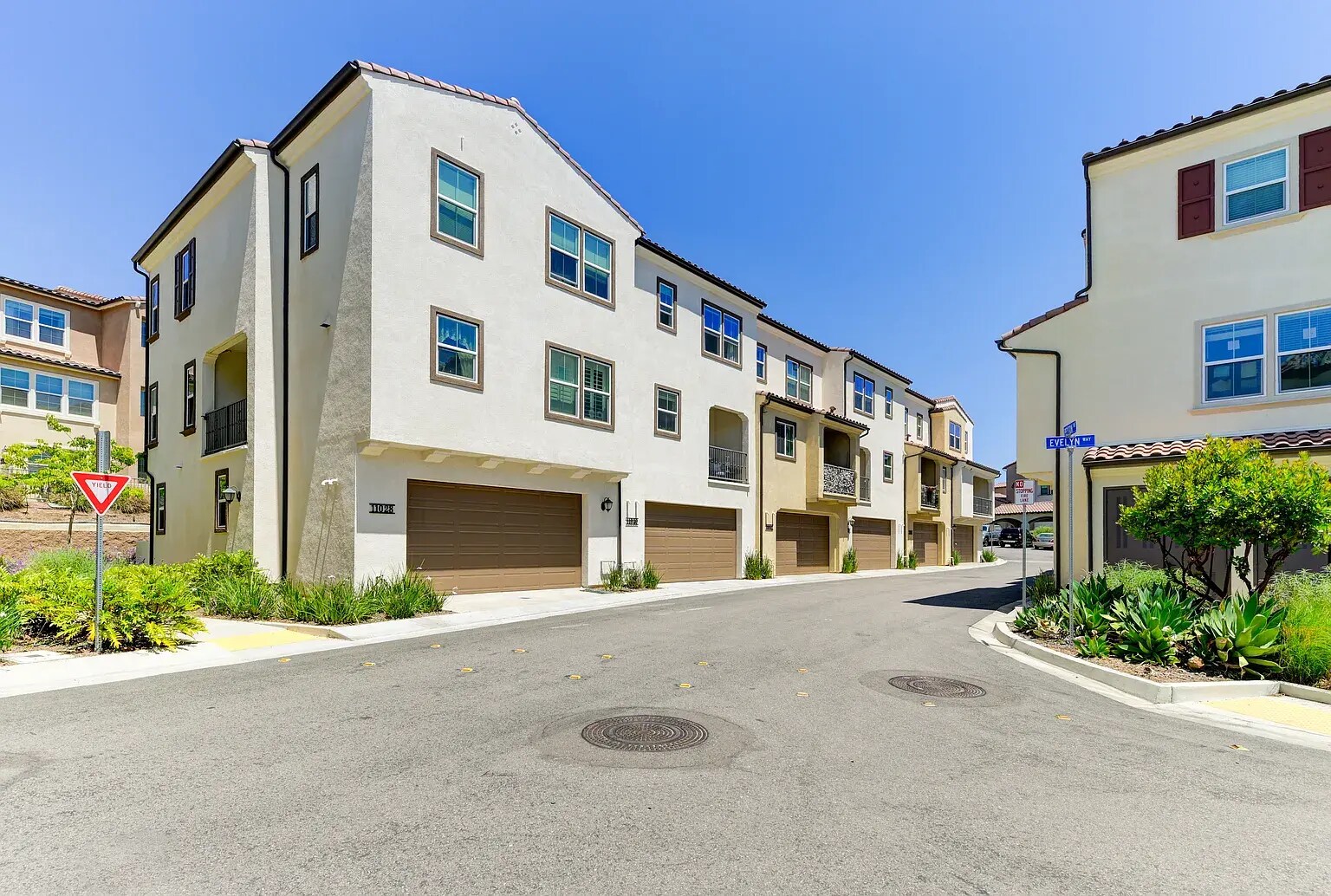 Building Photo - 11030 Peyton Way