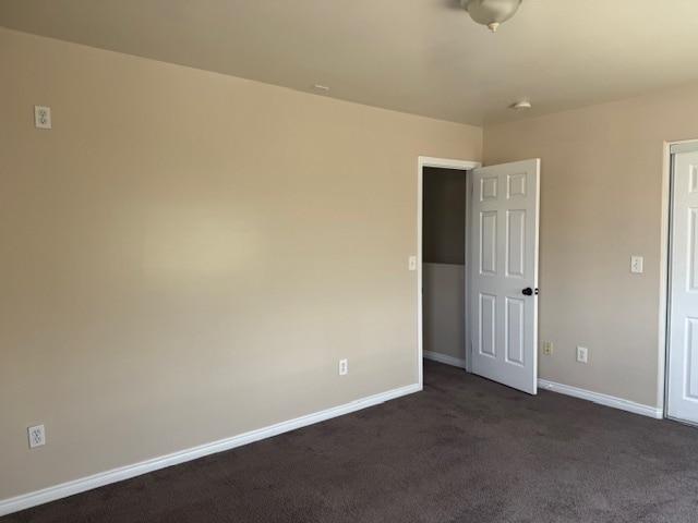 Building Photo - 1231 Saticoy St