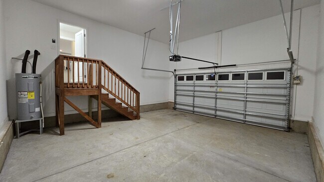 Building Photo - 1378 Melviney St