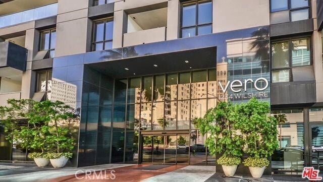 Building Photo - 1234 Wilshire Blvd