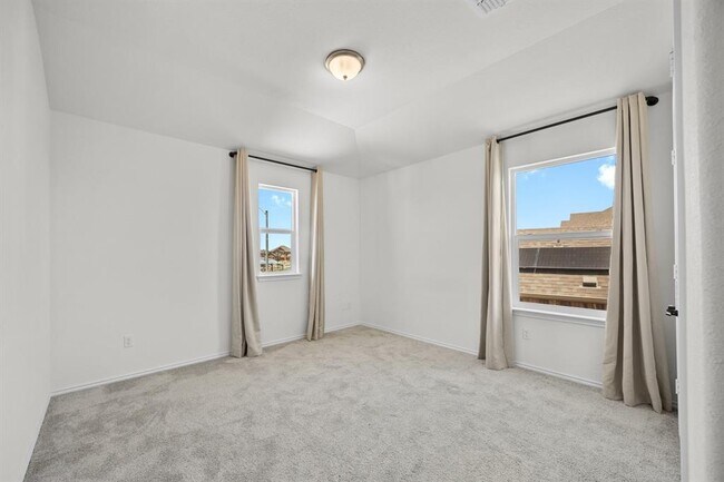 Building Photo - 3823 Forino Dr