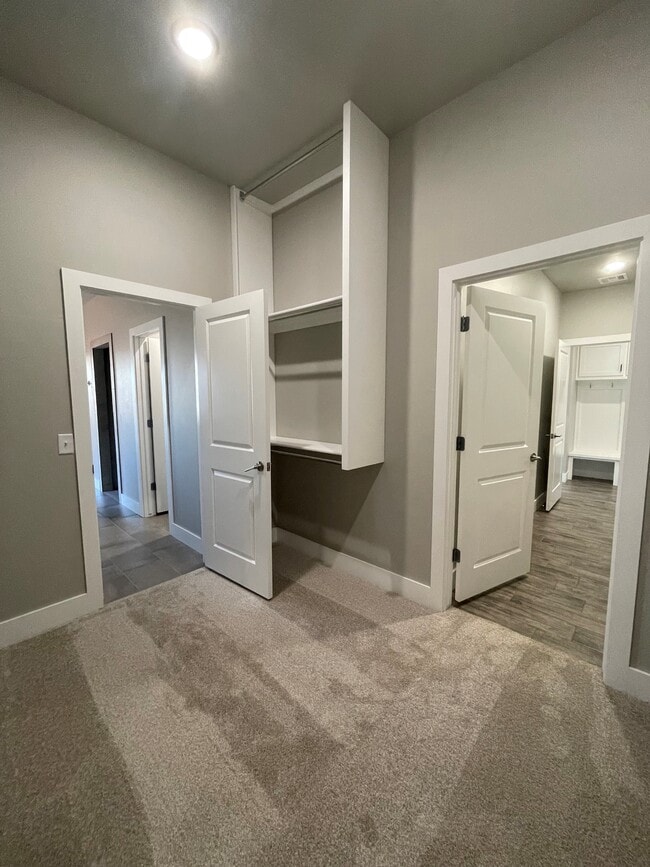 Building Photo - 11237 SW 30th St