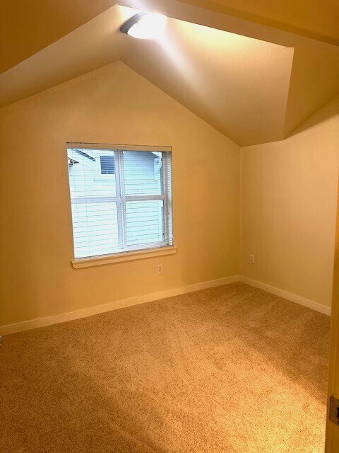 Building Photo - 3633 Wallingford Ave N