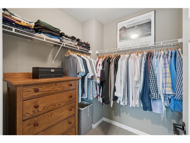 Building Photo - 8957 SW Village Loop