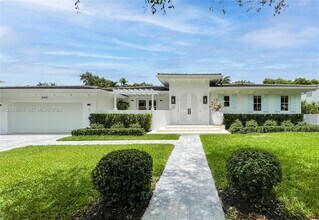 Building Photo - 6901 Almansa St