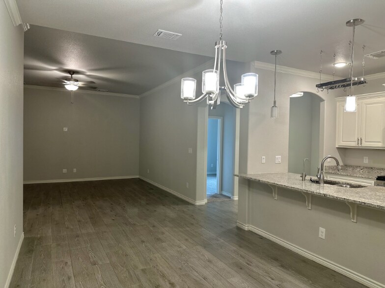 Building Photo - 5311 Hagen Ct