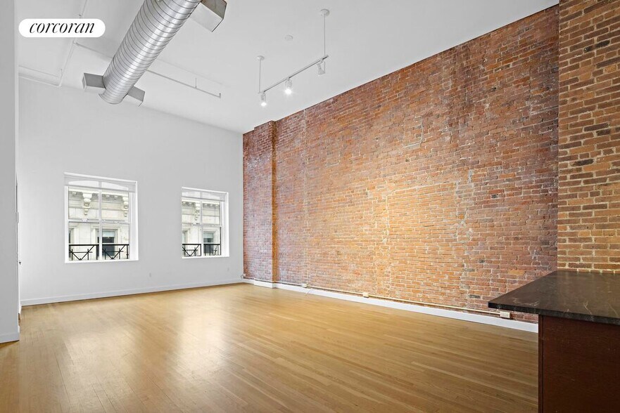 Building Photo - 78 Franklin St