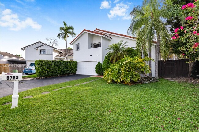 Building Photo - 6768 SW 104th Ave