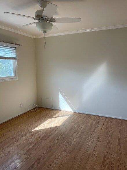 Bedroom (View 1) - 2041 Euclid St