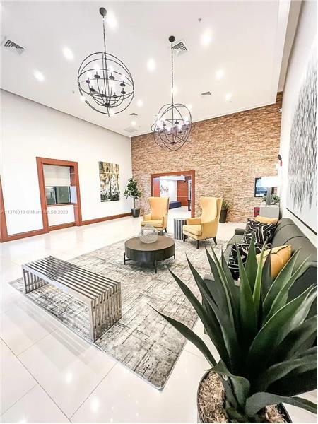 Building Photo - 3530 SW 22nd St