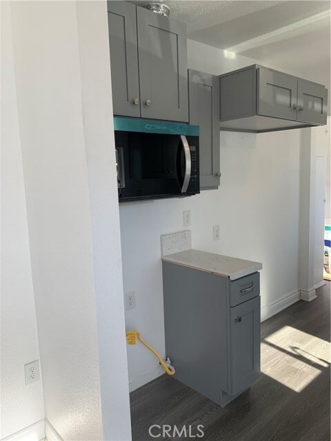 Building Photo - 8249 Oleander Ave