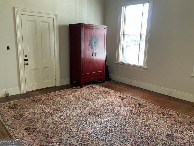 Building Photo - 992 Tatnall St
