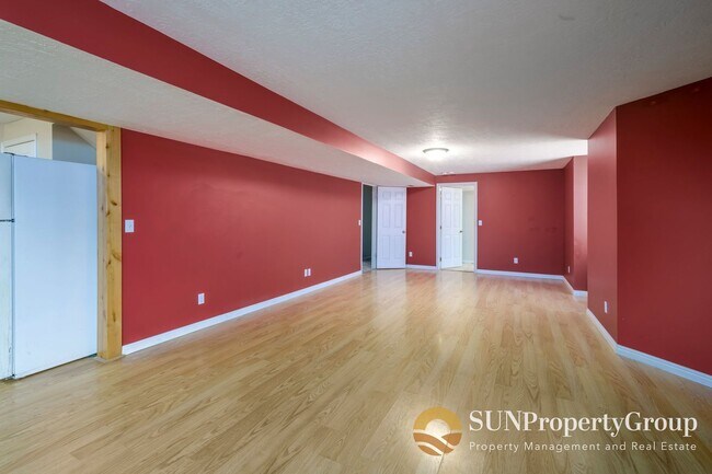 Building Photo - Large Basement Apartment in Great South Jordan Location!