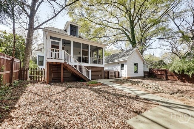 Building Photo - 255 Bloomfield St