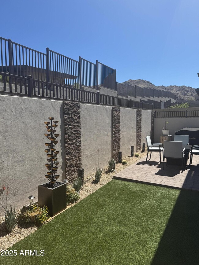Building Photo - 12411 E Troon Vis Dr