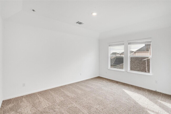 Building Photo - 133 Lenera Dr