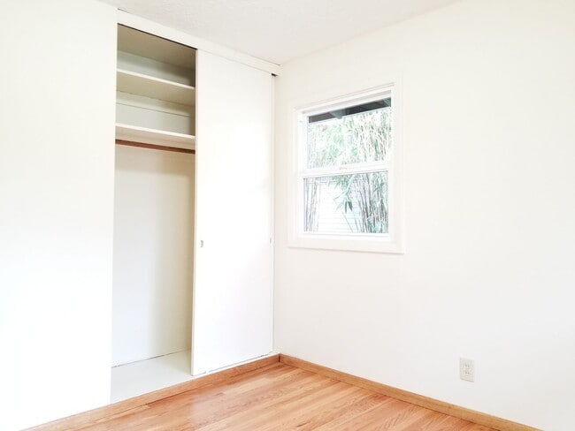 Building Photo - Cedar Hills Home on Large Lot with Fenced Backyard!!!