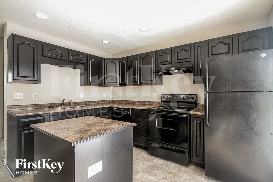 Building Photo - 2856 N Boehning St