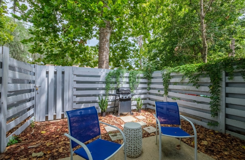 Building Photo - 3600 SW 19th Ave