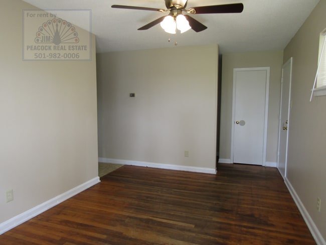 Building Photo - 512-512 Poplar St