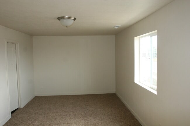 Building Photo - Beautiful 3 Bed 2 Bath townhome in Vineyard for rent