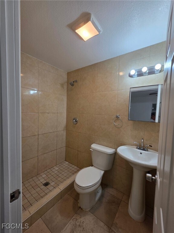 Building Photo - 573 Figuera Ave